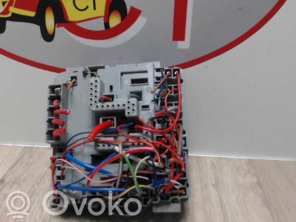 Fuse box set