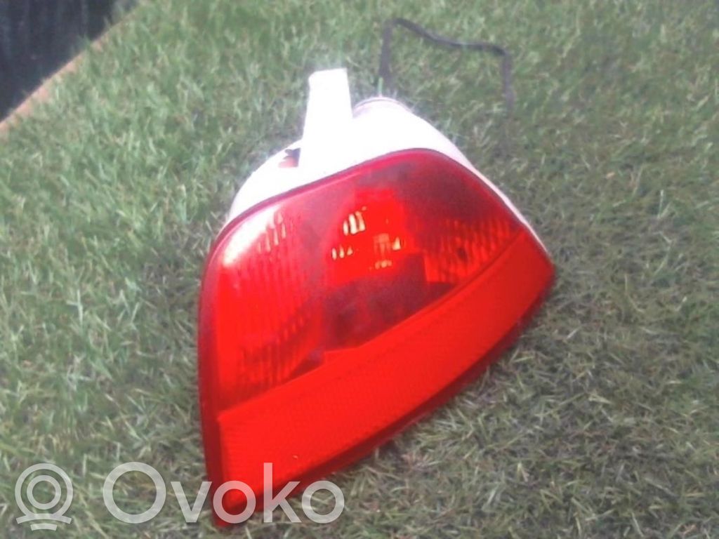 Ford Focus Priešrūkinis žibintas gale 
