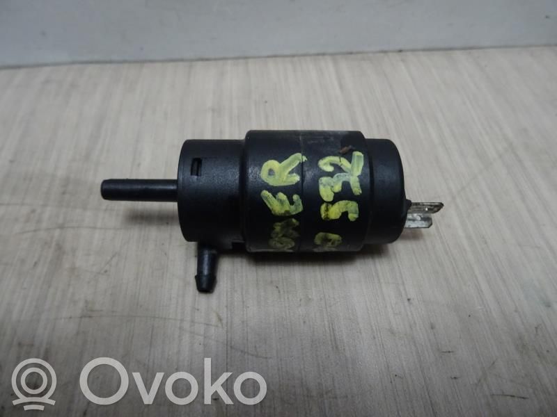 Windscreen/windshield washer pump   643474,643474