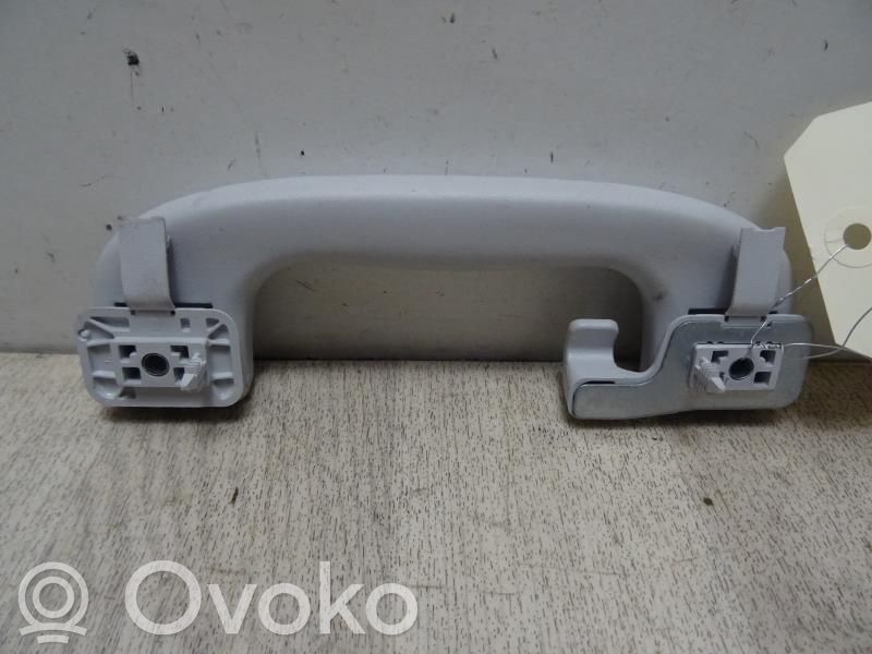 Opel Corsa E A set of handles for the ceiling 