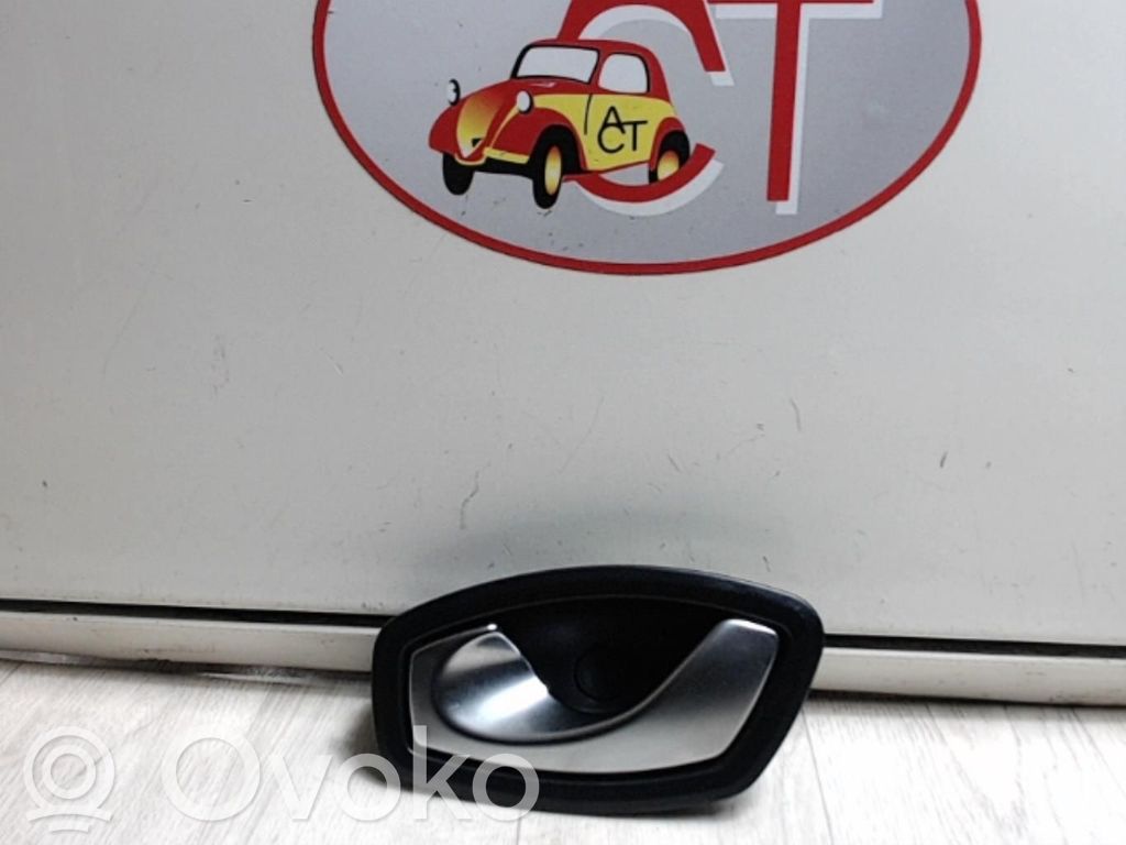 Manecilla interna puerta delantera   826730001R,826730001R