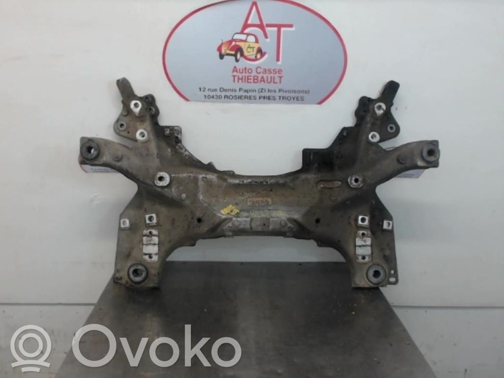 Peugeot 407 Front subframe 