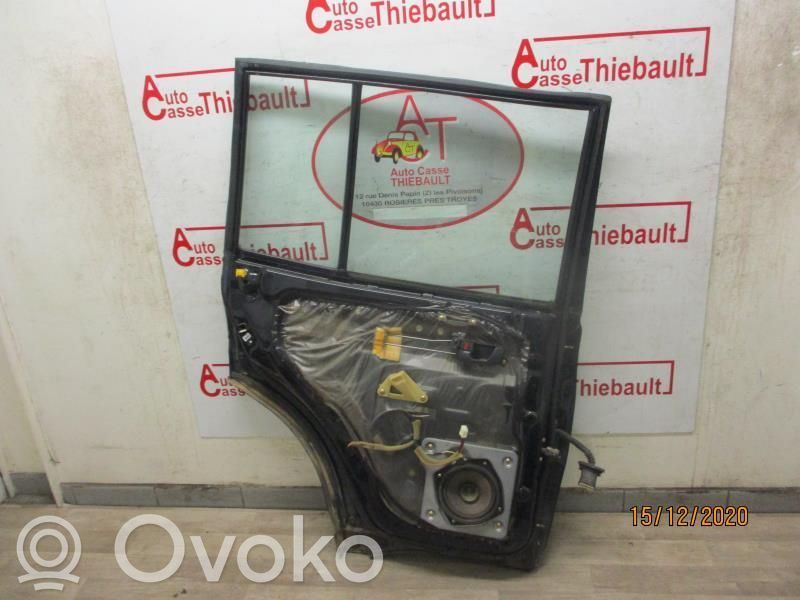 Puerta trasera   MN150367,MN150367
