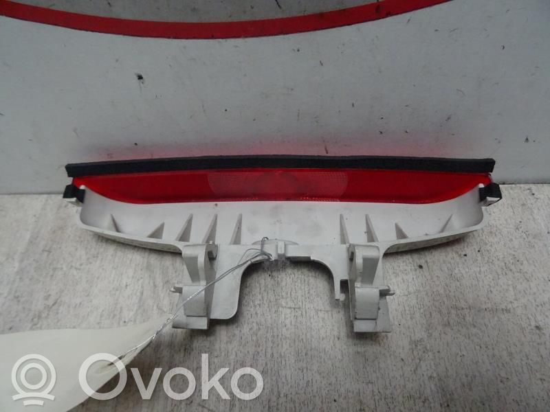 Mazda 3 II Third/center stoplight 