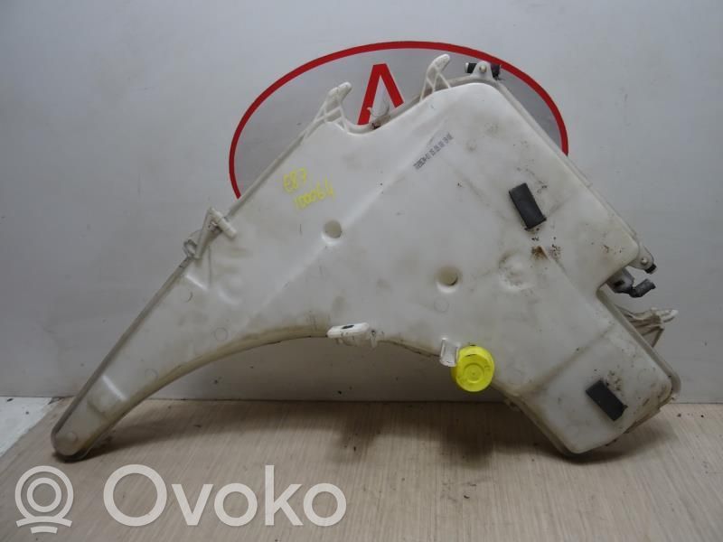 BMW 1 E81 E87 Logu šķidruma tvertne 