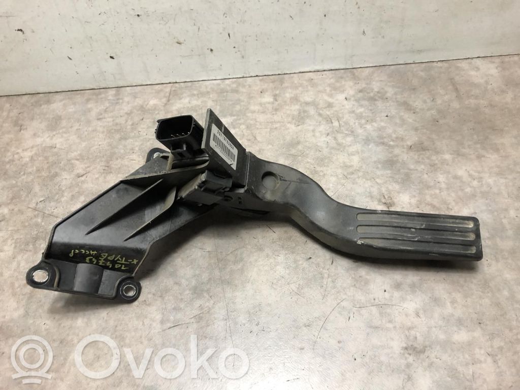 Sensor de posición del pedal del acelerador