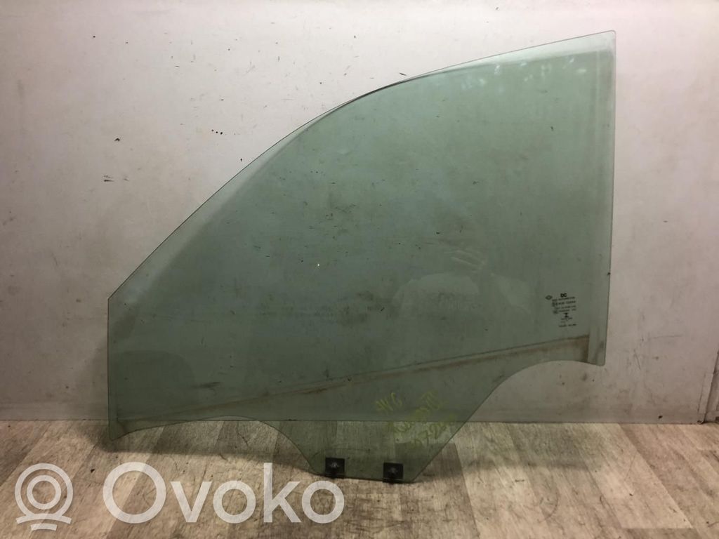 Renault Twingo III Vetro del finestrino della portiera anteriore - quattro porte 