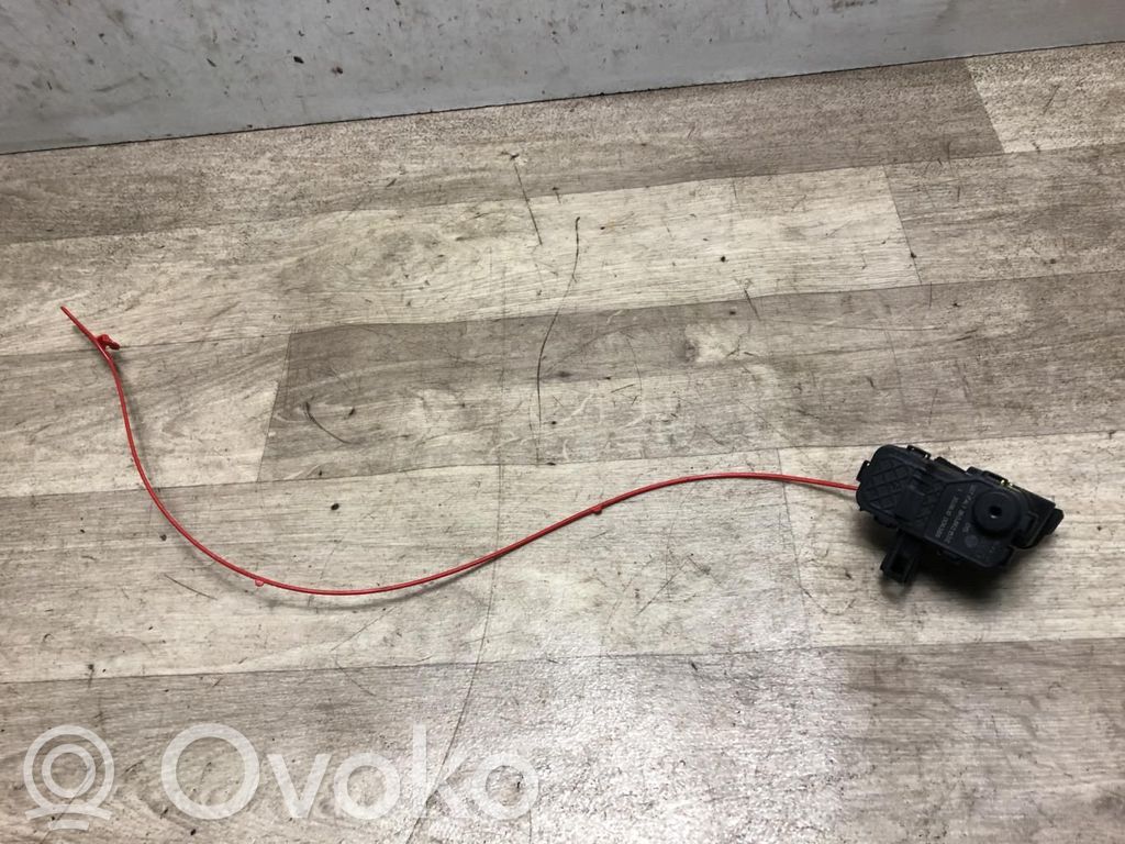 Comutator deschidere clapetă rezervor   8K0862153E,8K0862153E