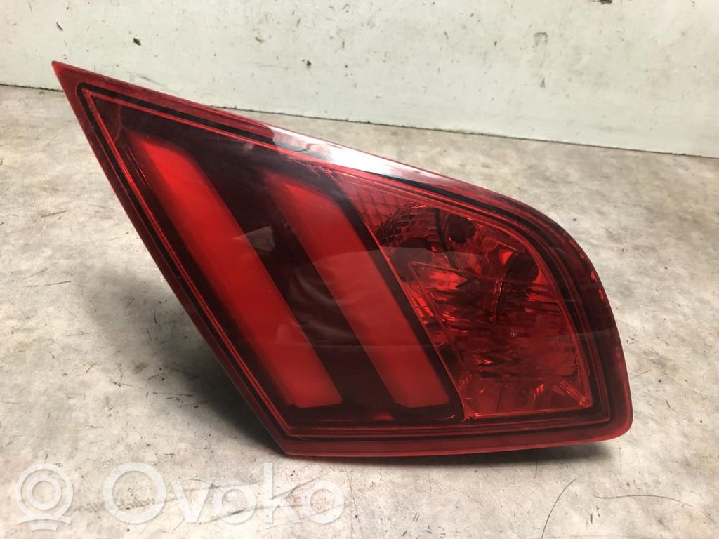 Peugeot 308 Lampă spate în caroserie