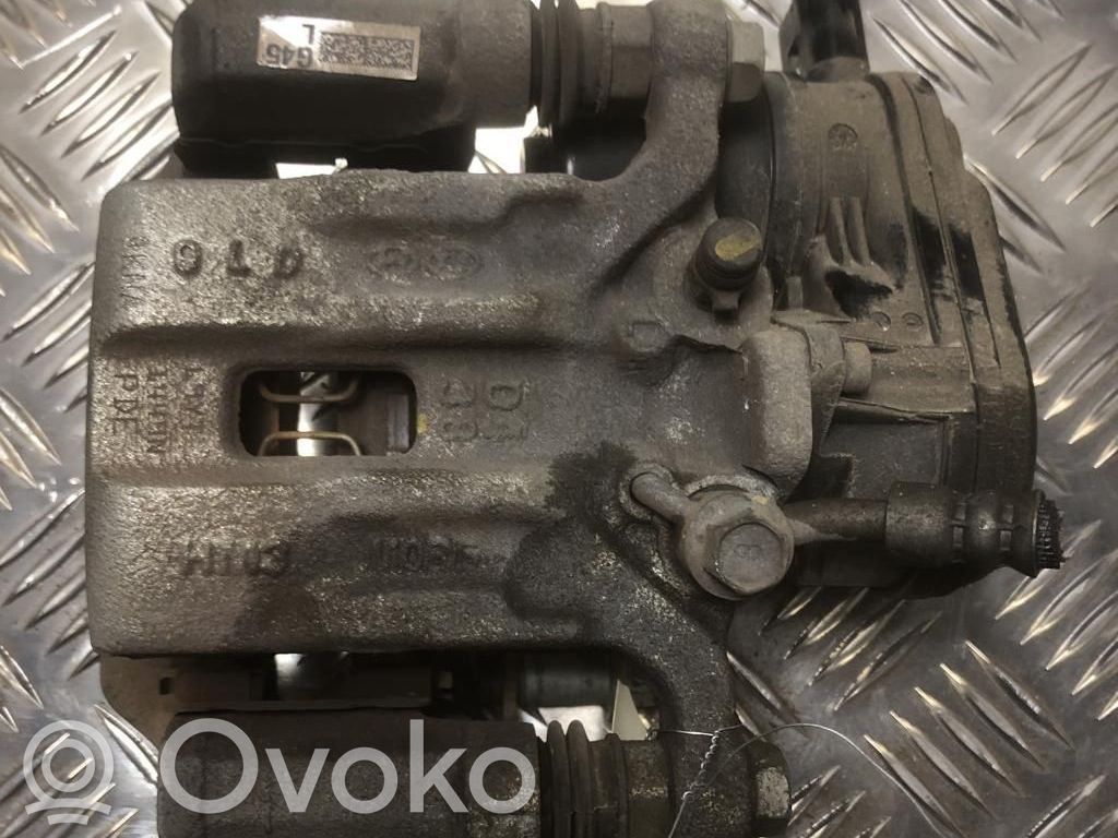 Etrier frână spate   58180G4A10,58180G4A10