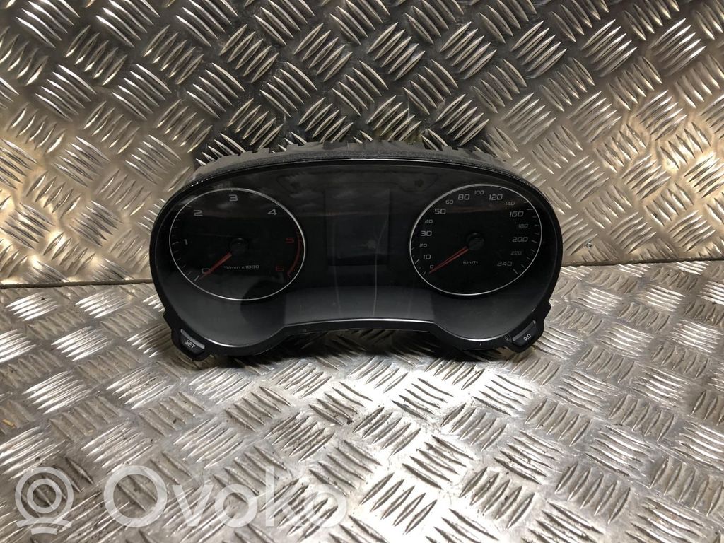 Audi A1 Speedometer (instrument cluster) 
