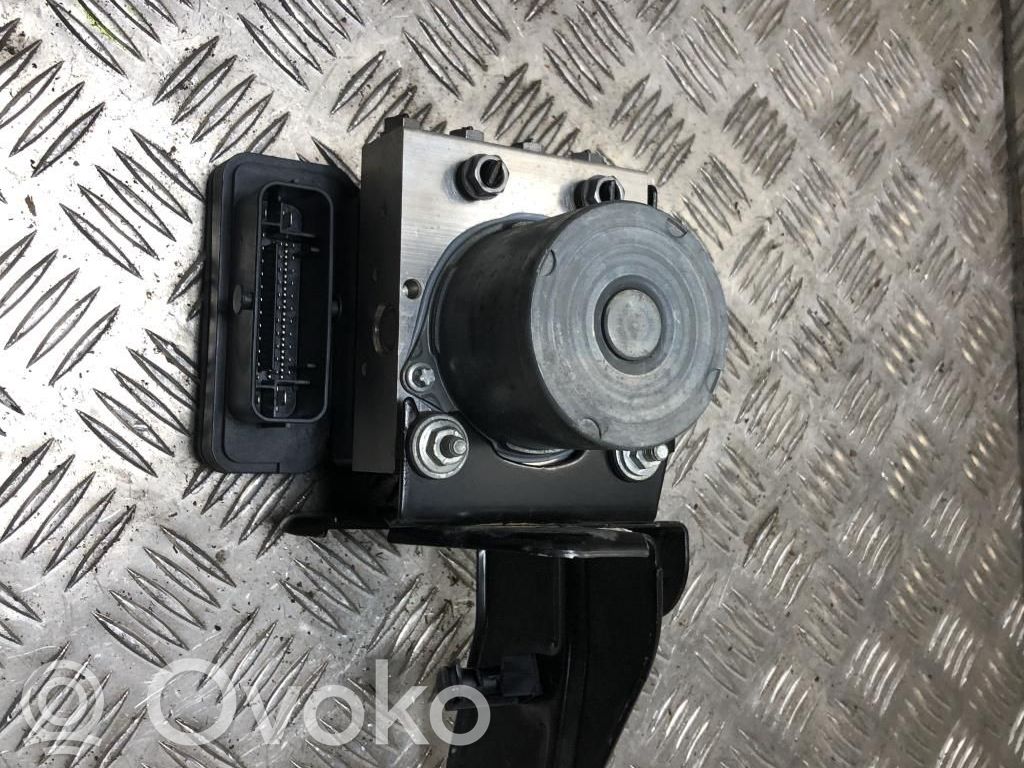 Audi A1 ABS bloks 