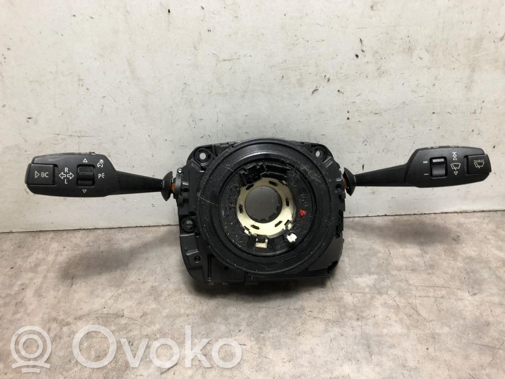 Steering wheel buttons/switches