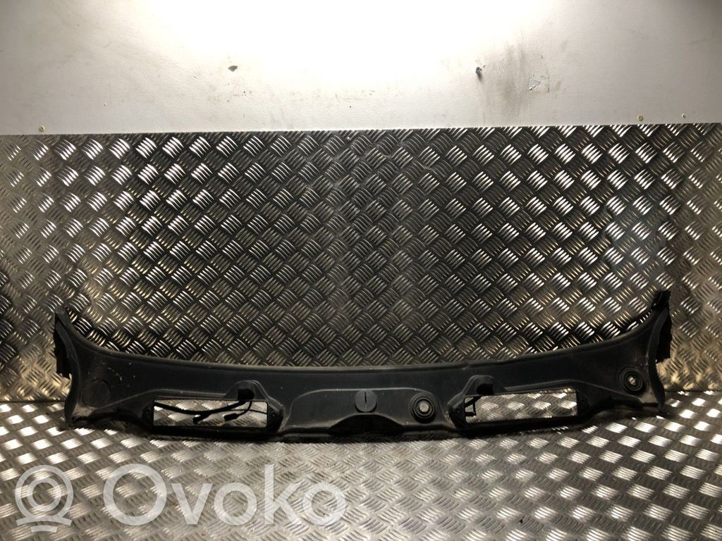 BMW 3 E90 E91 Wiper trim 