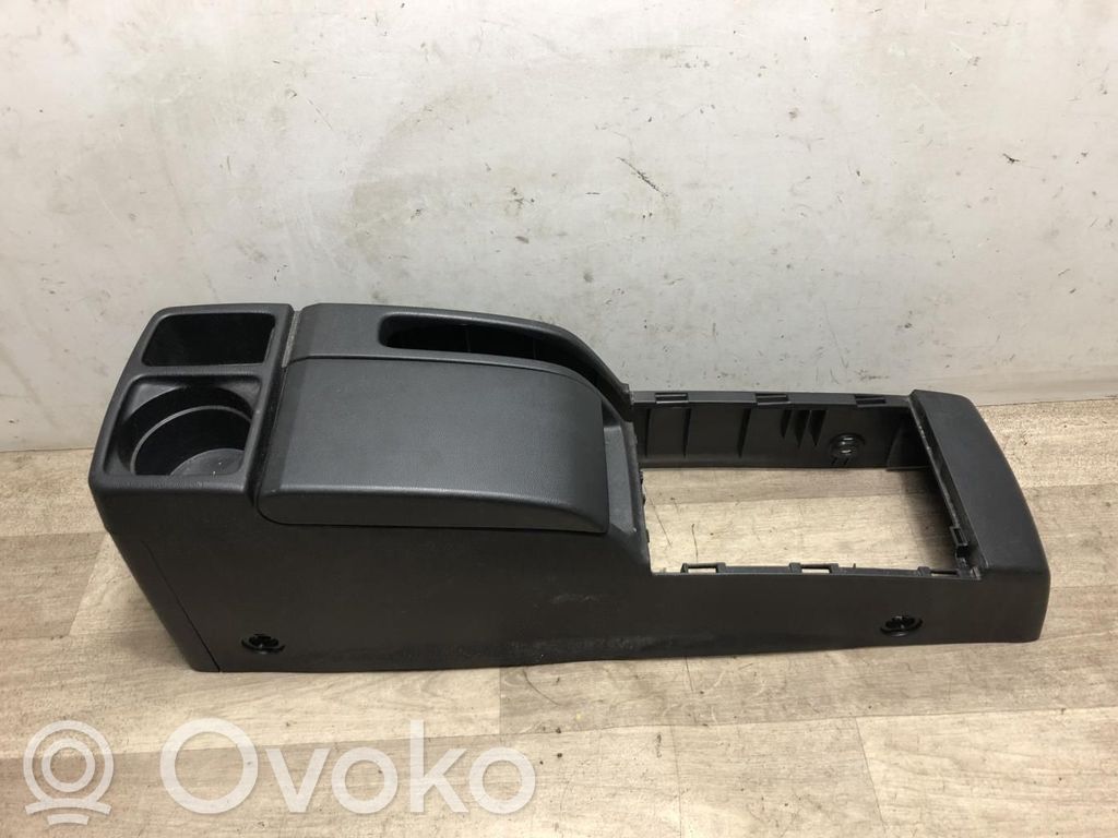 Mazda 5 Center console 