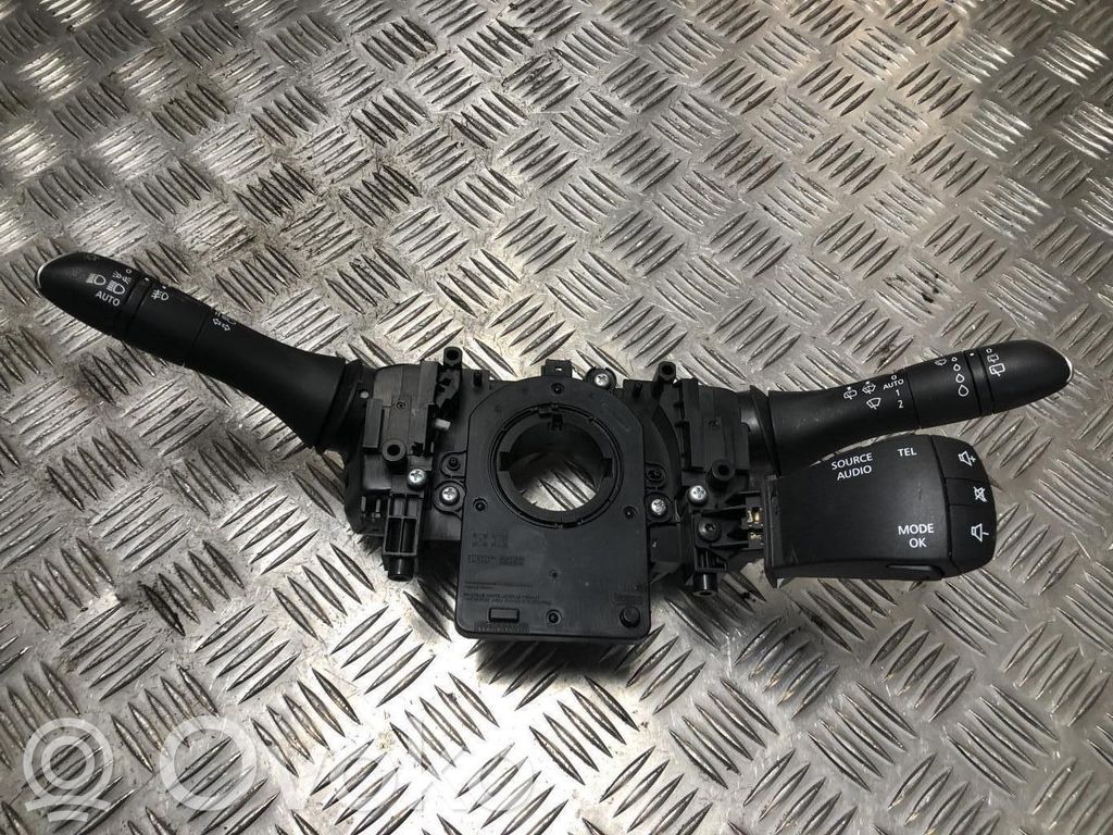 Renault Megane III Pulsanti/interruttori sul volante