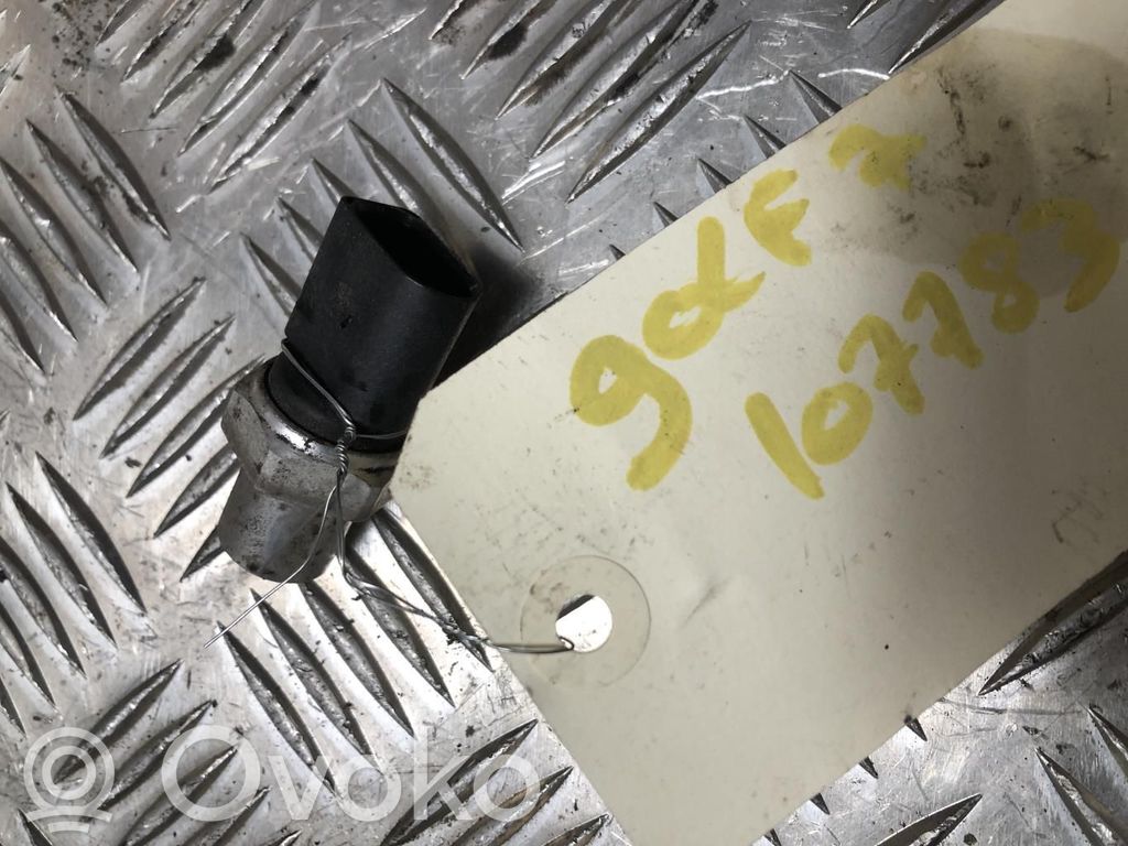 Volkswagen Golf VII Sensor 
