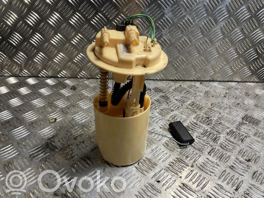 Citroen Xsara Picasso Bomba interna de combustible 