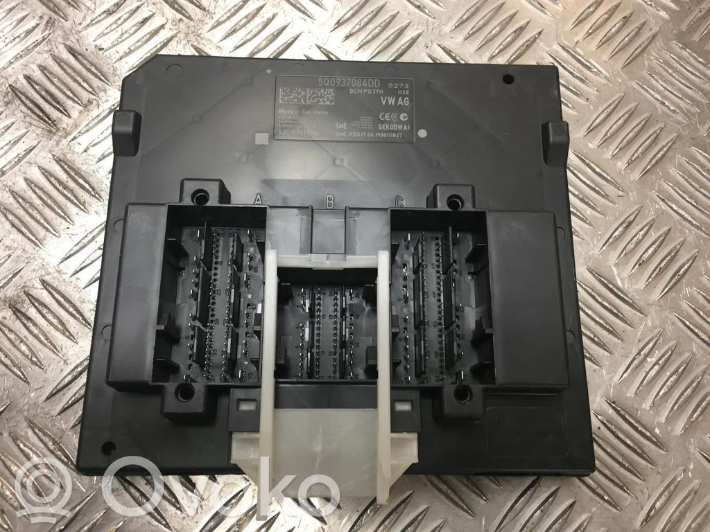 Audi A3 S3 8V Fuse box set 