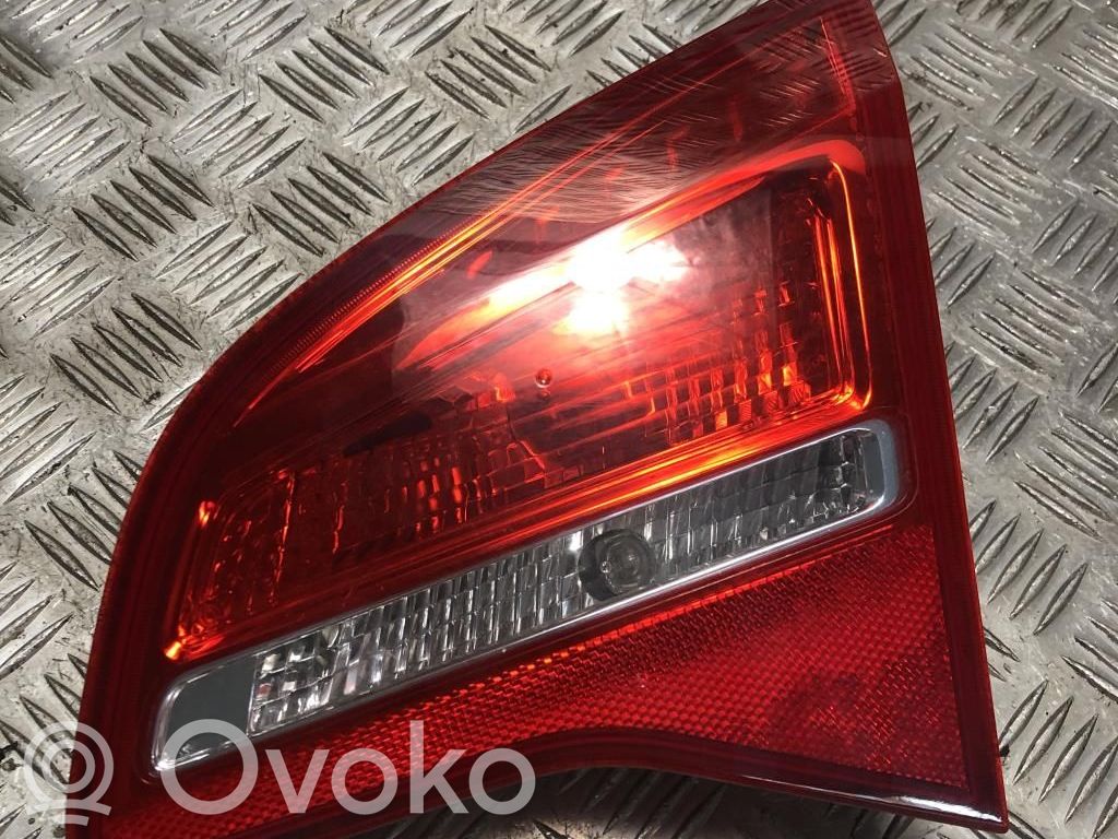Opel Meriva B Galinis žibintas kėbule 