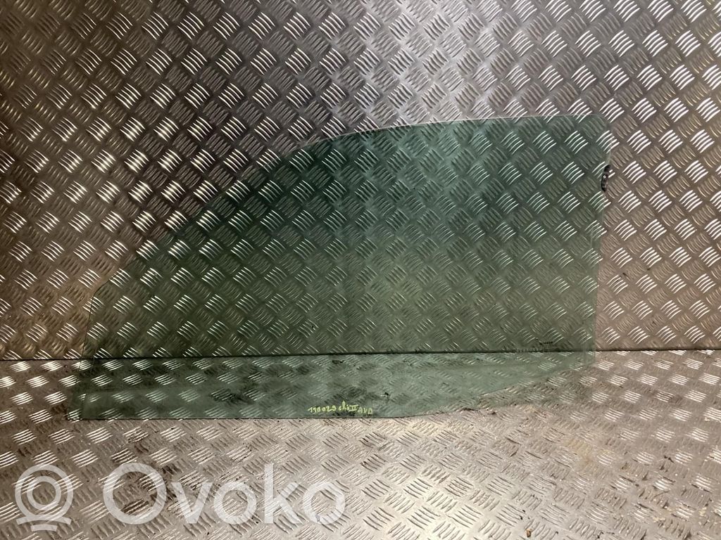 Renault Clio III Pagrindinis priekinių durų stiklas (keturdurio) 