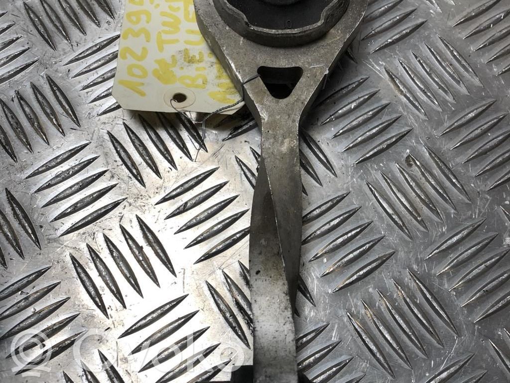 Renault Twingo II Engine mount bracket 
