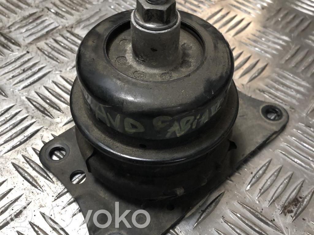 Soporte de montaje del motor