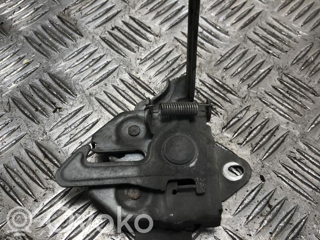 Engine bonnet/hood lock/catch