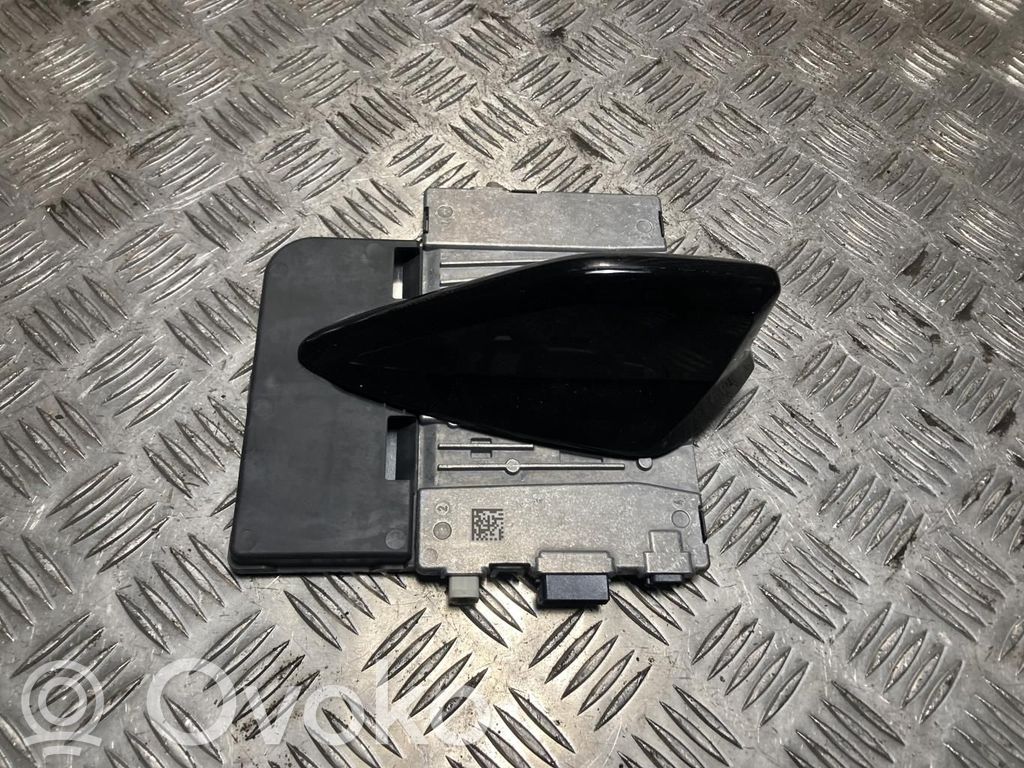 Peugeot 208 II Antenne radio