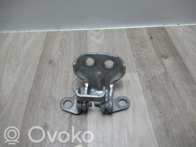 Ford Fiesta Front door hinge set 