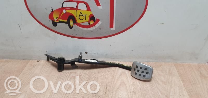 Pedal de embrague   465034410R,465034410R