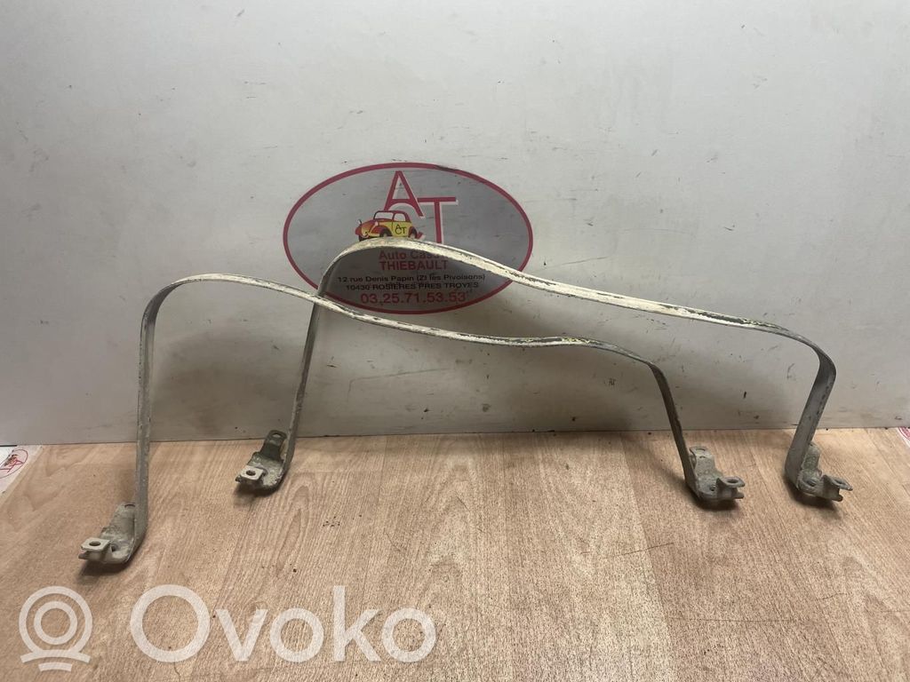 Sangle de réservoir de carburant