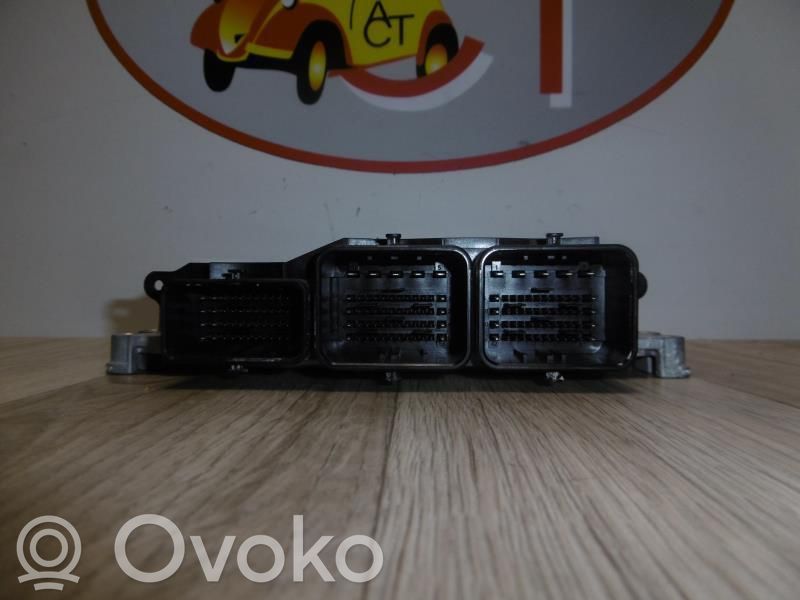 Peugeot 2008 I Engine control unit/module 