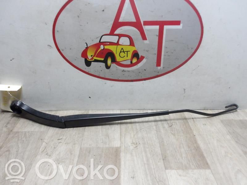 Peugeot Expert Front wiper blade arm 