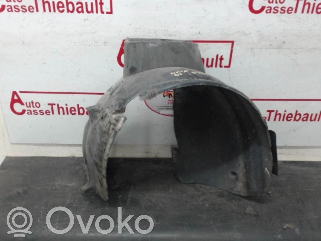 Fiat Punto (188) Nadkole przednie 