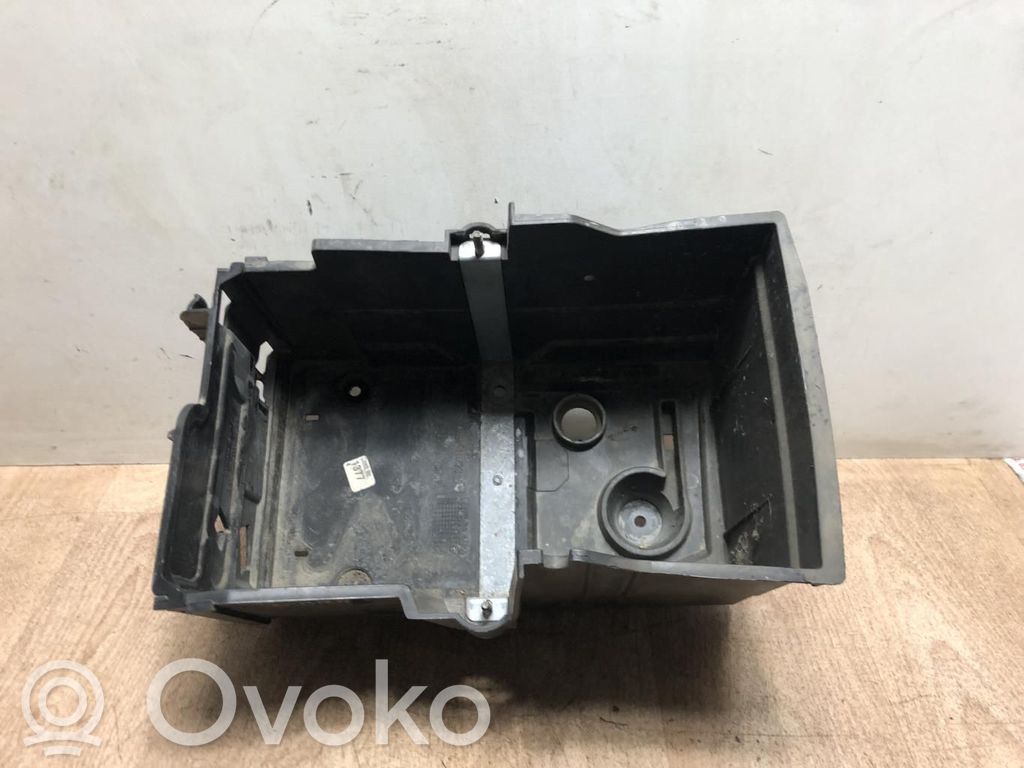 Ford C-MAX I Akumuliatoriaus dėžė 