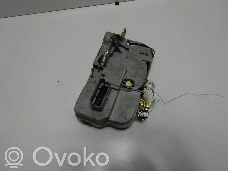Peugeot Partner Front door lock 