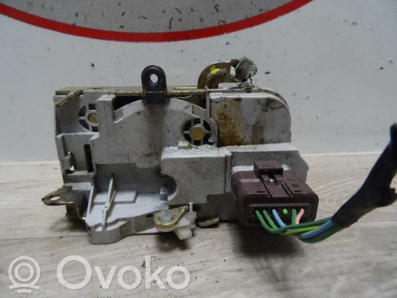 Peugeot Partner Front door lock 