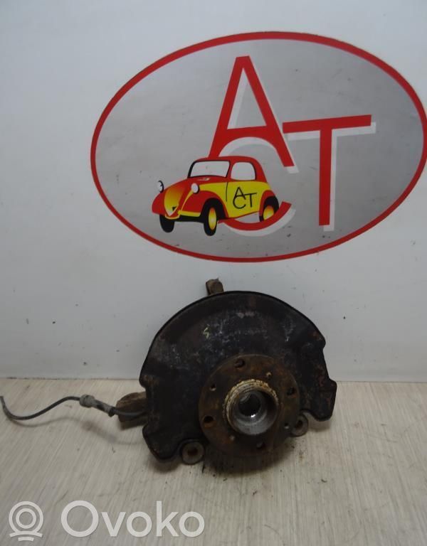 Suzuki Swift I Achsschenkel vorne 