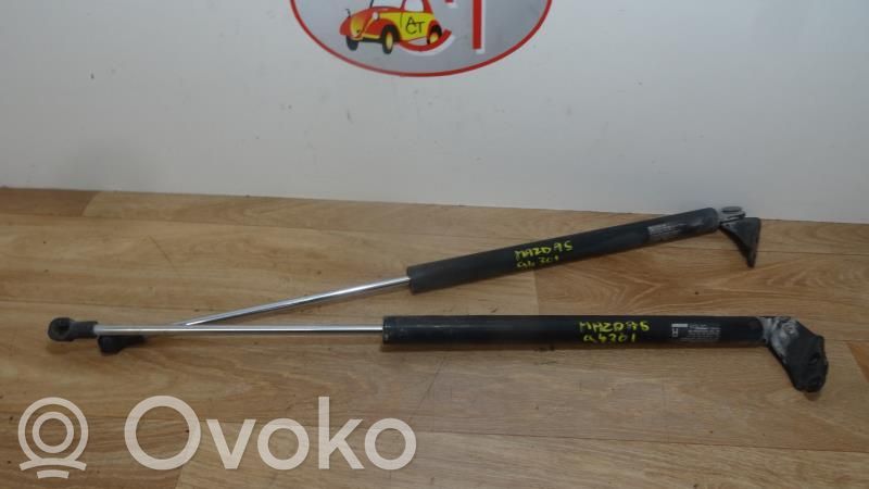 Mazda 5 Tailgate/trunk strut/damper 