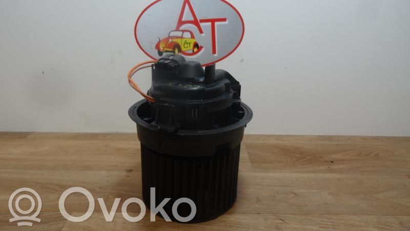 Ventola riscaldamento/ventilatore abitacolo   272101005R,272101005R