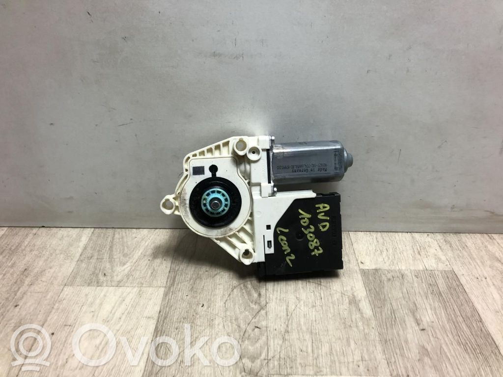 Seat Leon (1P) Motor macara geam ușă față 