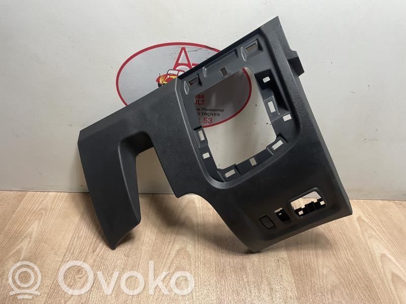 Renault Captur Tailgate/boot cover trim set 