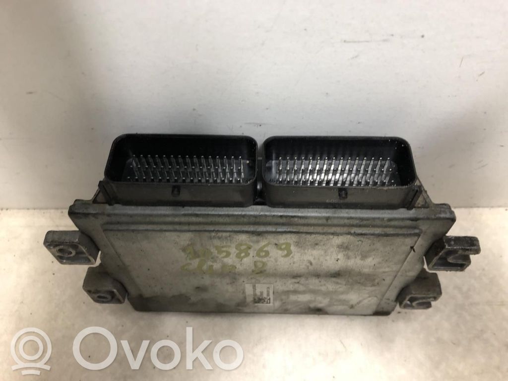 Engine control unit/module   8200396928,8200396928