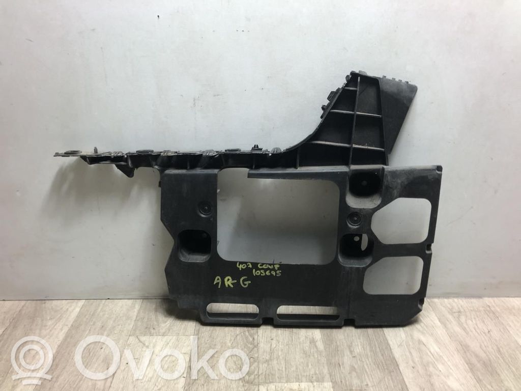 Rear bumper mounting bracket