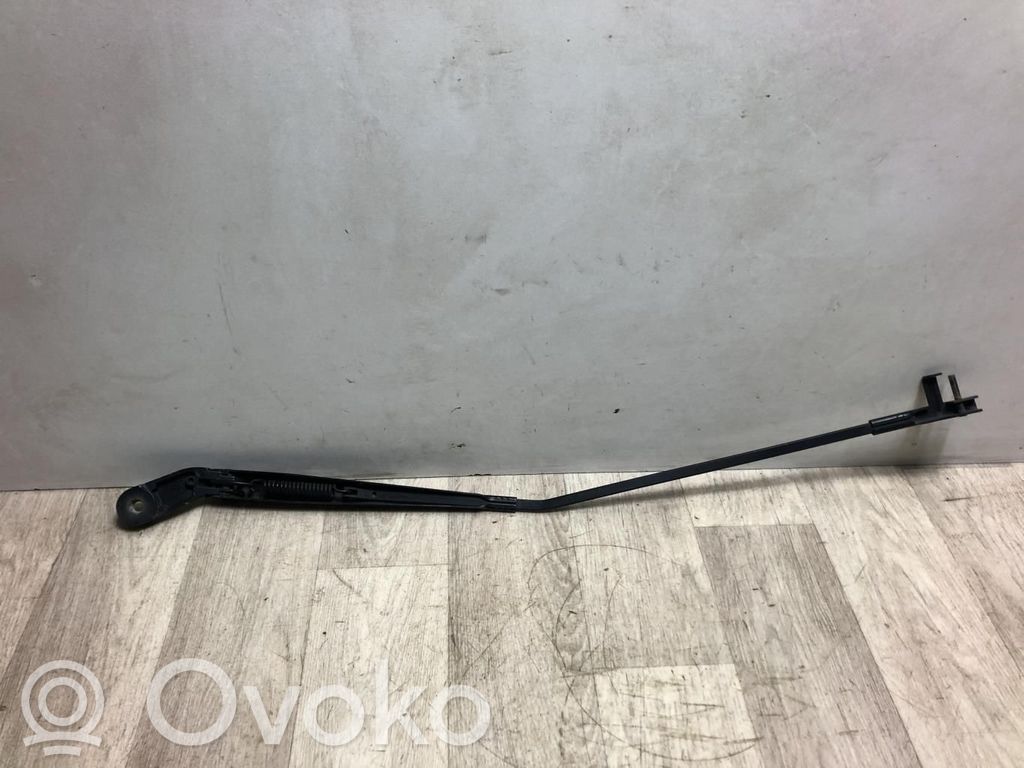 Volkswagen Polo Braț ștergător față