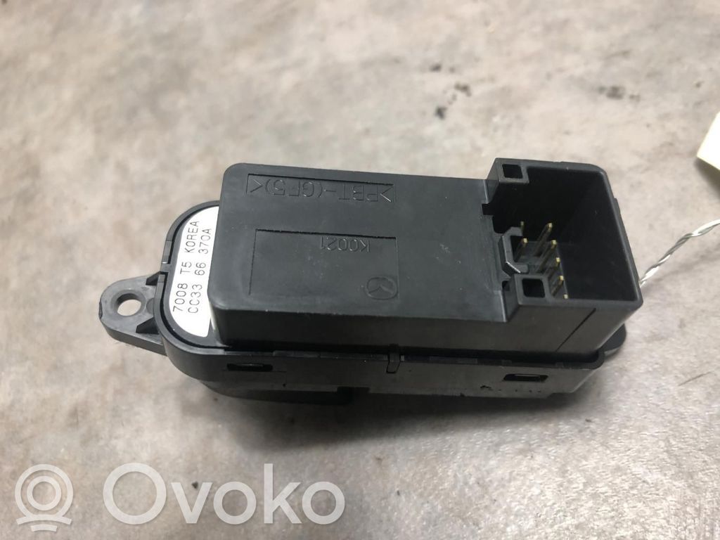 Interrupteur commade lève-vitre   CC3366370A,CC3366370A
