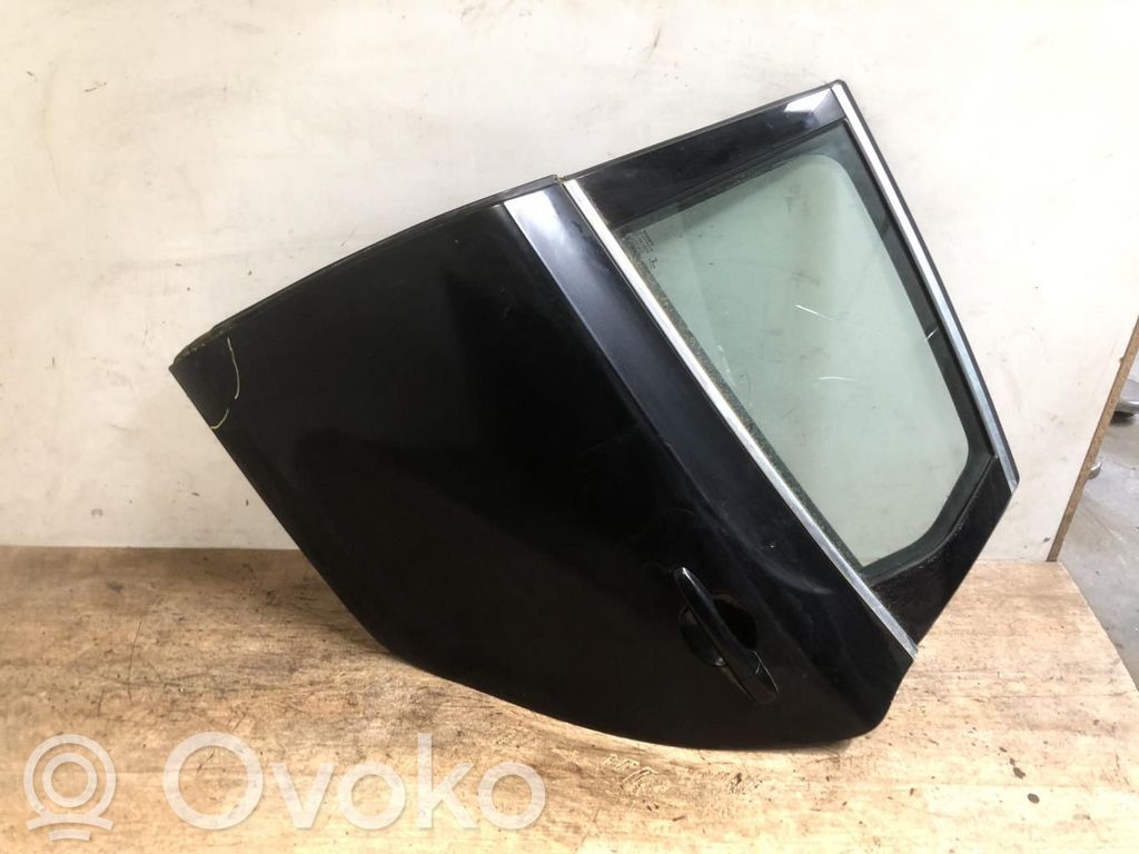 Volvo V40 Galinės durys 