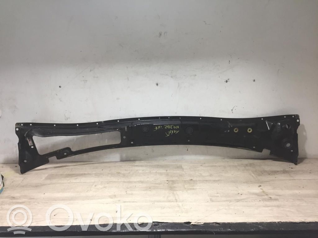 Hyundai Trajet Fixation de radiateur