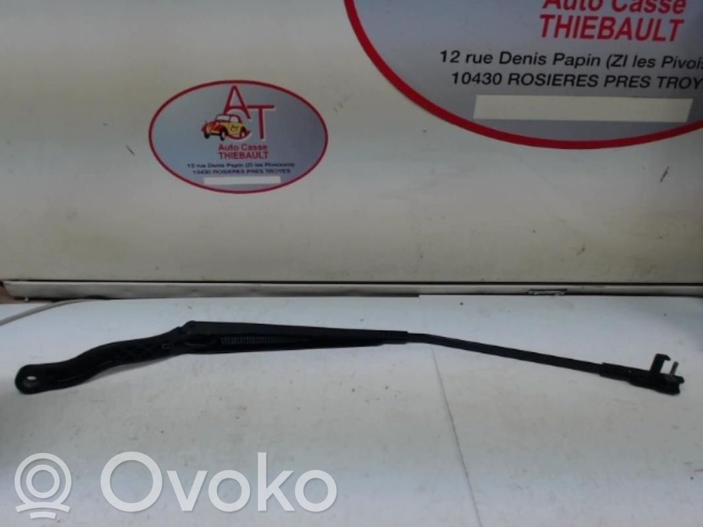 Citroen C6 Front wiper blade arm 
